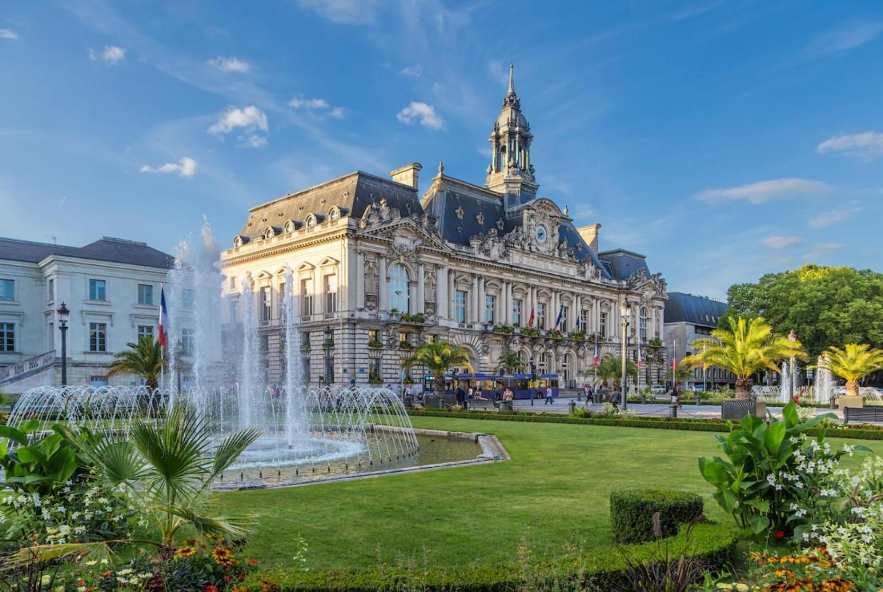 Maison Tourangelle Chic & Cosy Avec Cour Тур Экстерьер фото